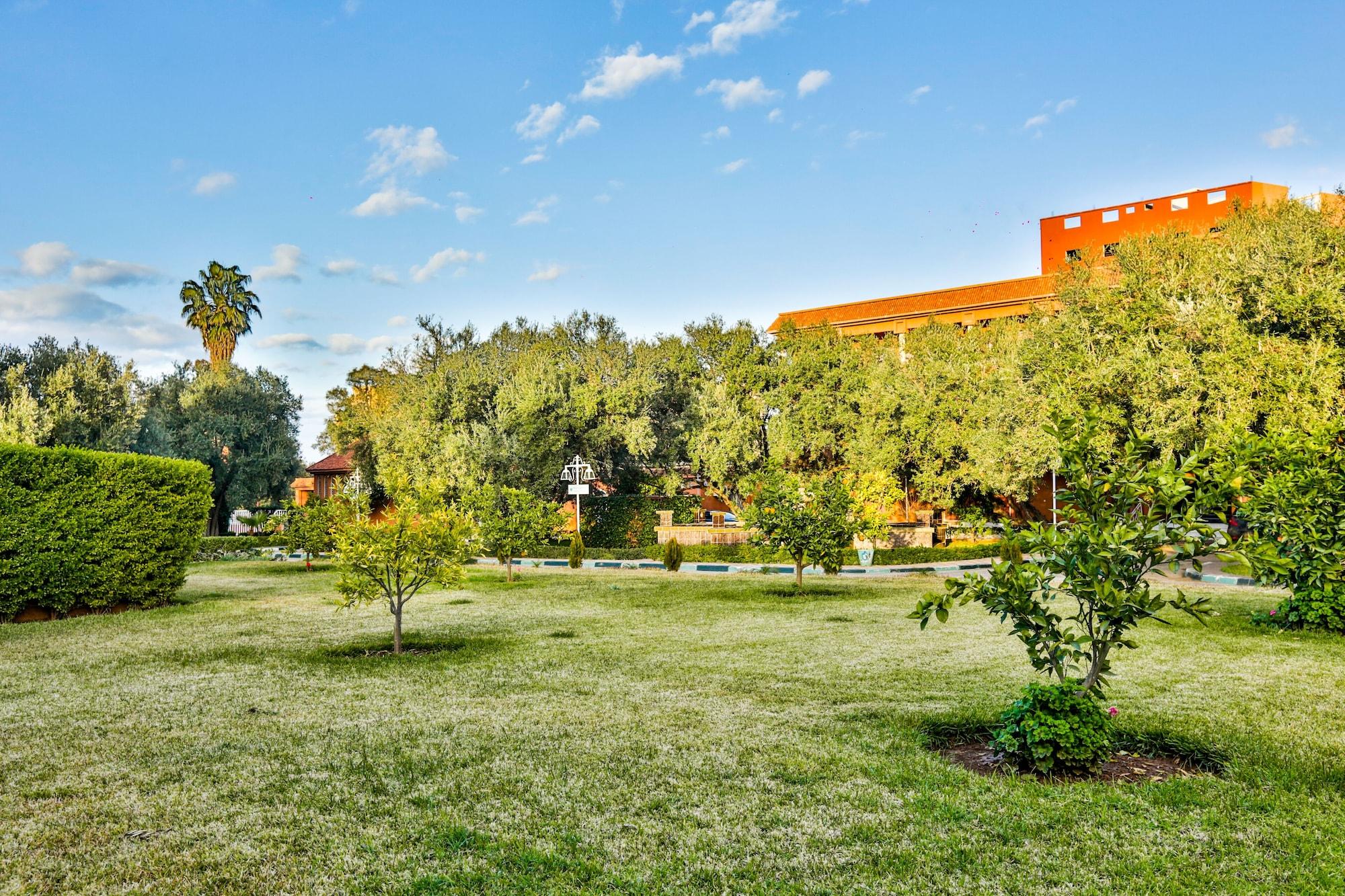 Hotel Al Bassatine Beni Mellal Dış mekan fotoğraf