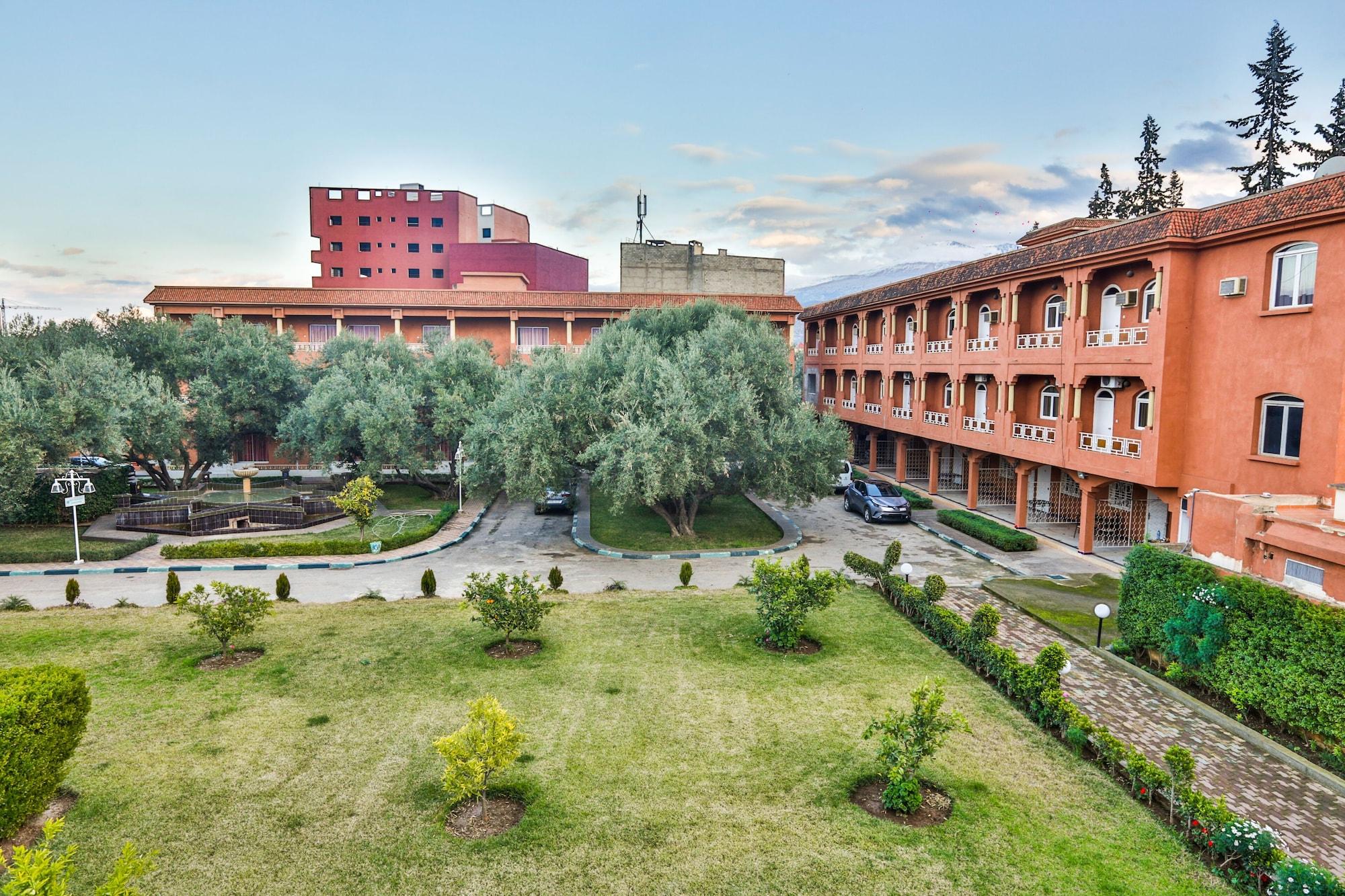 Hotel Al Bassatine Beni Mellal Dış mekan fotoğraf