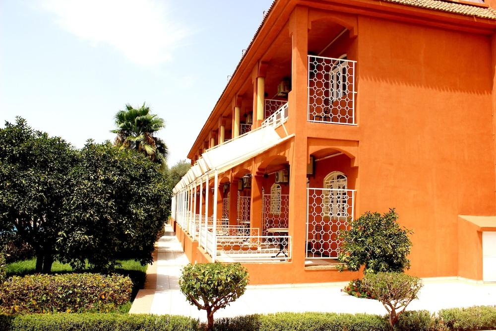 Hotel Al Bassatine Beni Mellal Dış mekan fotoğraf